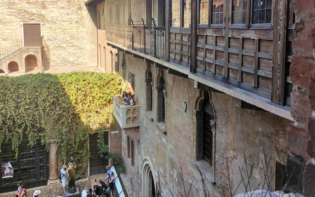 Juliet’s House and Balcony Skip the Line Ticket with Audio Guide Image 5