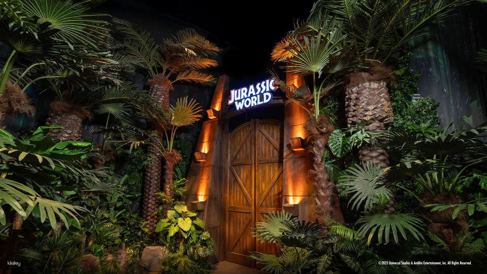 Jurassic World Bangkok: The Experience at Asiatique The Riverfront | Thailand