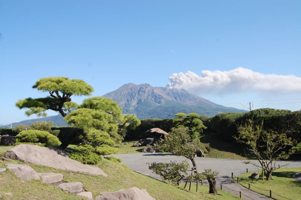 Kagoshima, Japan | Senganen Garden Admission Ticket (Includes the Palace and Shoko Collection Hall)