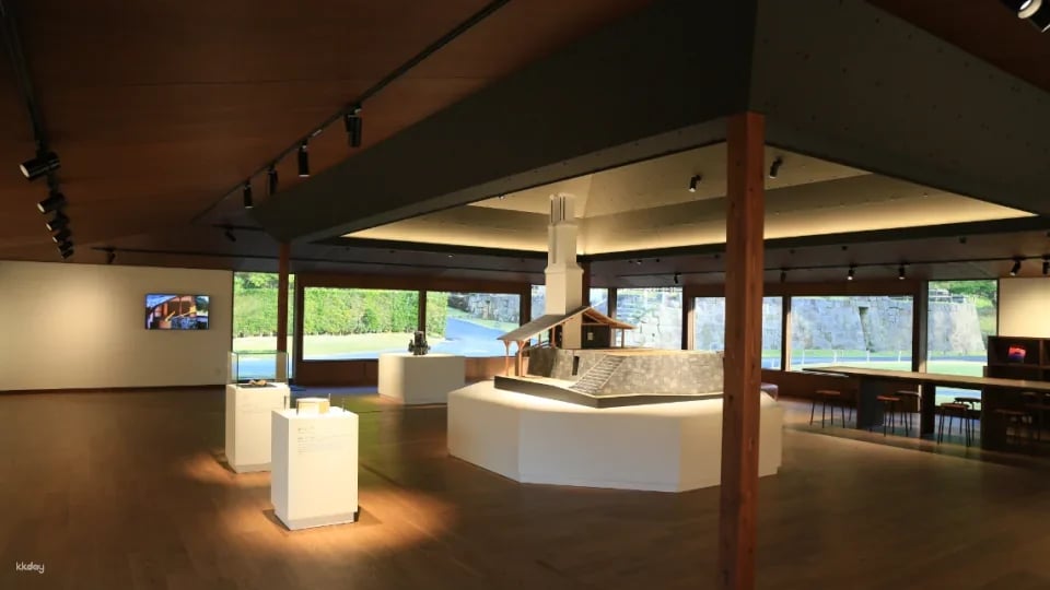 Kagoshima, Japan | Senganen Garden Admission Ticket (Includes the Palace and Shoko Collection Hall)