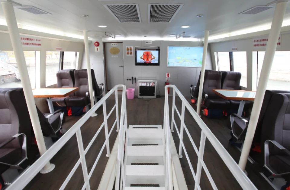 Kaohsiung Cultural Yacht Tickets | The Stack 2 Library Grand Harbor Cruise: The Stack 2 Library - British Consulate
