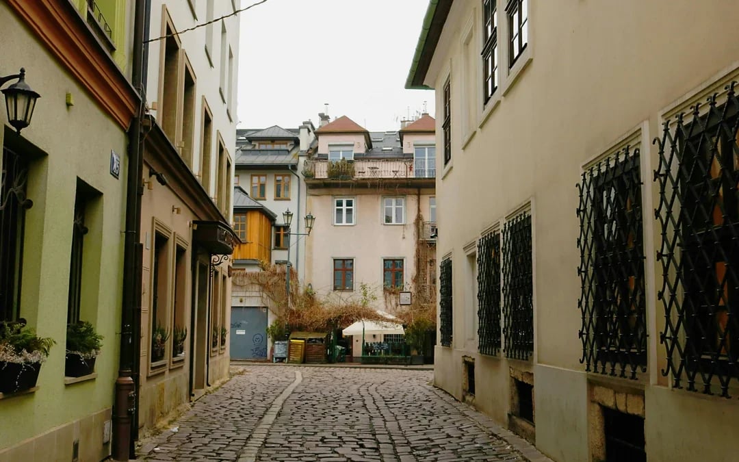 Kazimierz & Krakow Ghetto Guided Tour: Schindler's Story Image 11
