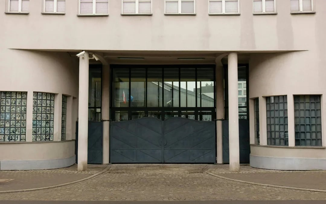 Kazimierz & Krakow Ghetto Guided Tour: Schindler's Story Image 4