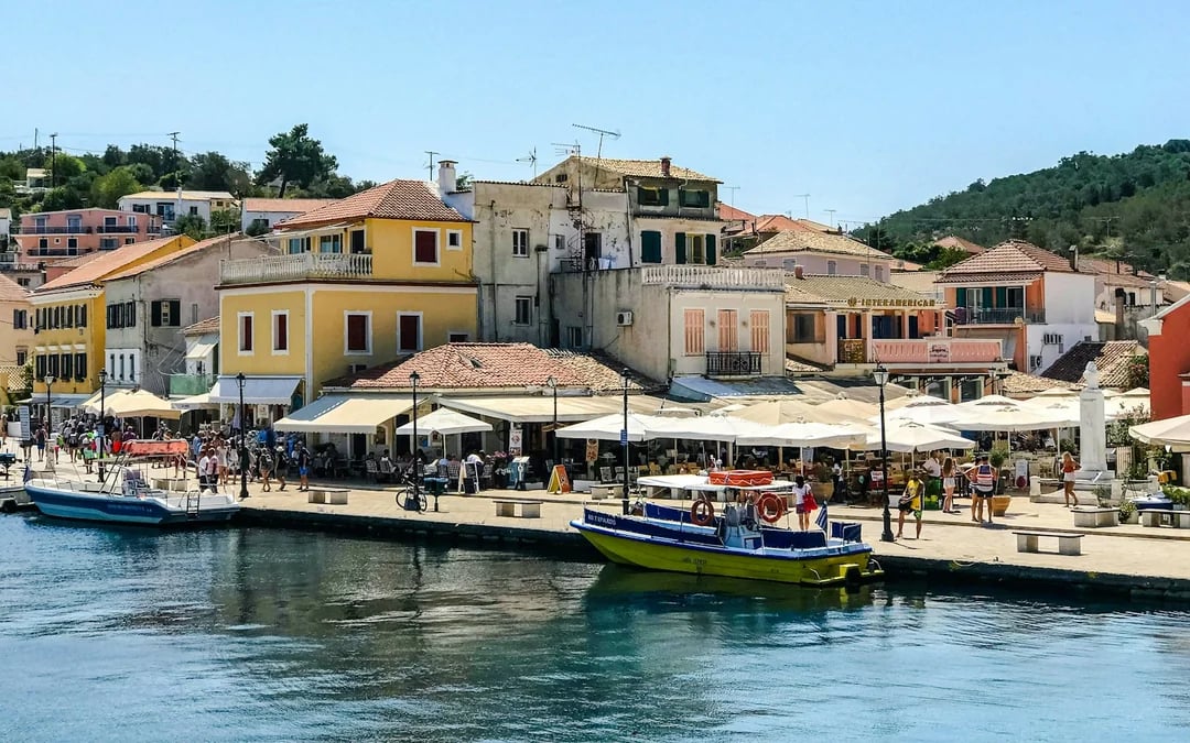 Kefalonia Day Trip: Assos Village, Fiskardo and Myrtos Beach Viewpoint Image 3