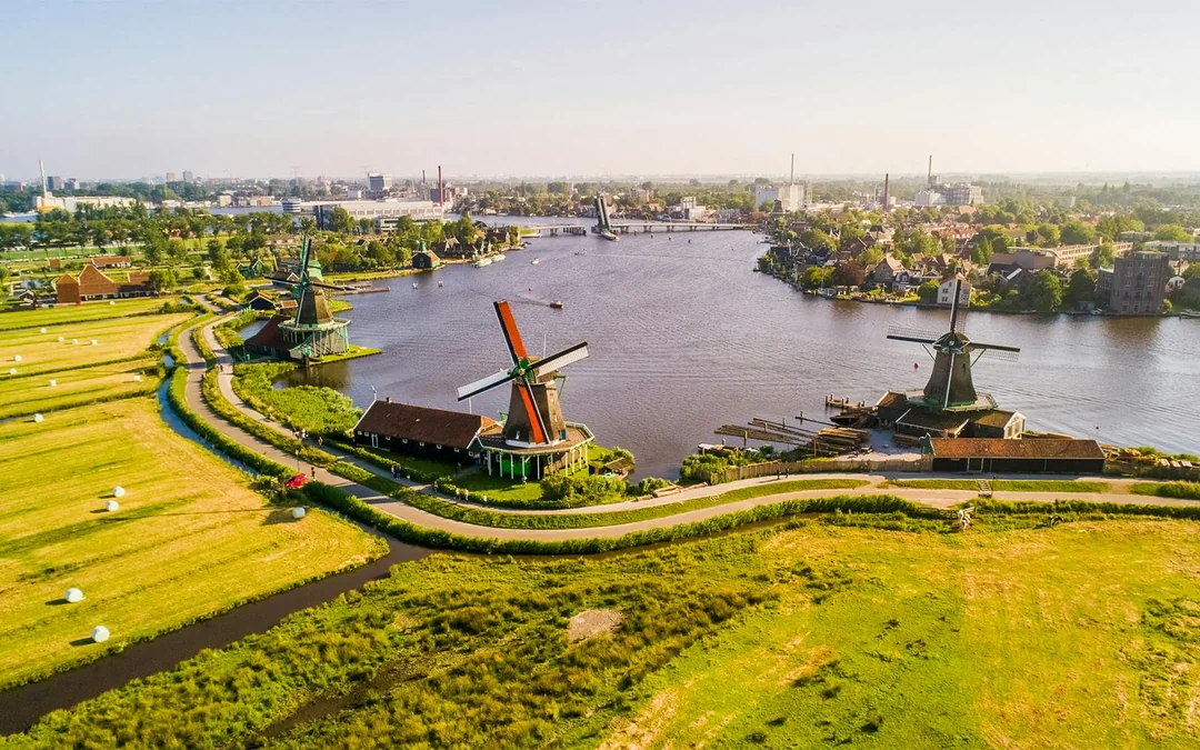 Keukenhof and Zaanse Schans Full-Day Trip from Amsterdam Image 10
