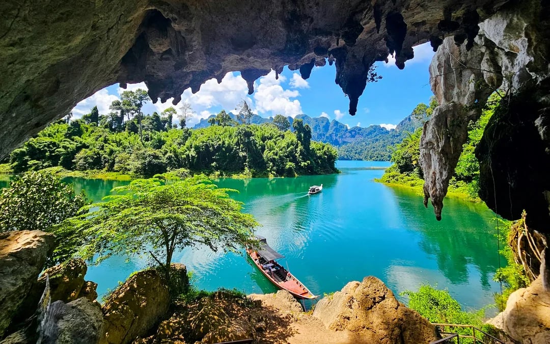 Khao Sok Cheow Lan Lake Private Longtail Boat Tour Image 10