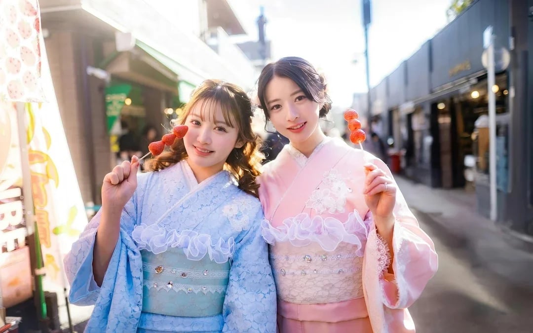 Kimono & Yukata Rental Near Kyoto Station with Optional Hair Styling  Image 2