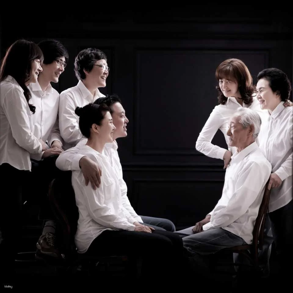 Korea Z-and Family Portrait Experience