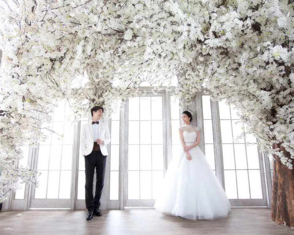【Snap Shooting】 Seoul Nine Studio | We Got Married Romantic Premium Wedding Photo Shoot | South Korea