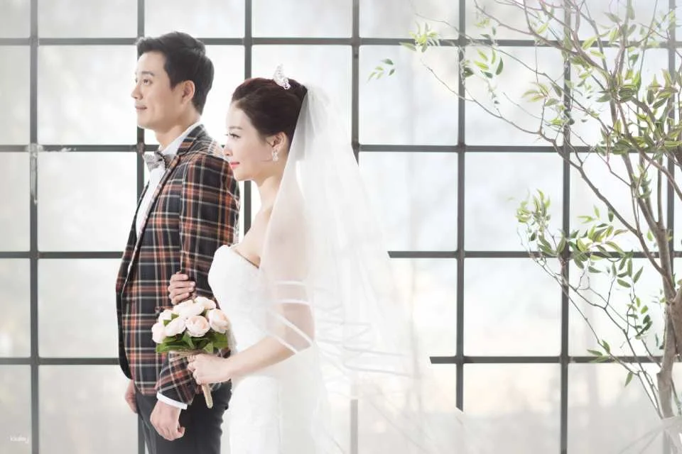 【Snap Shooting】 Seoul Nine Studio | We Got Married Romantic Premium Wedding Photo Shoot | South Korea