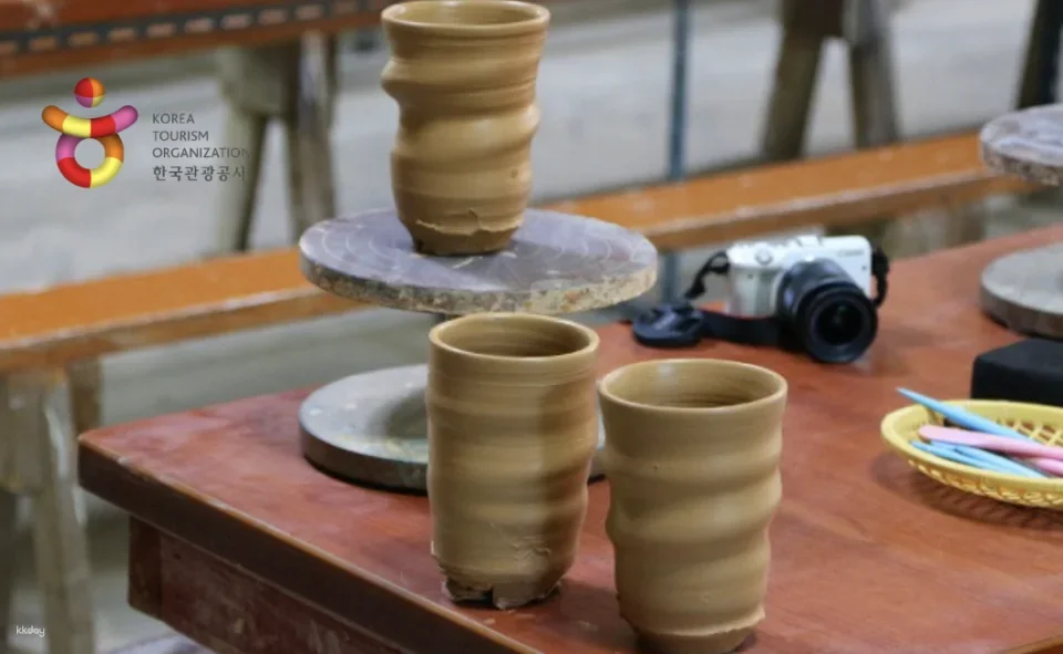 Jeju Seongjido Pottery Experience (advance reservation required) (104114)