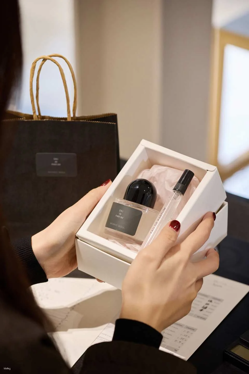 Create Your Own Natural Niche Perfume Class in Hongdae