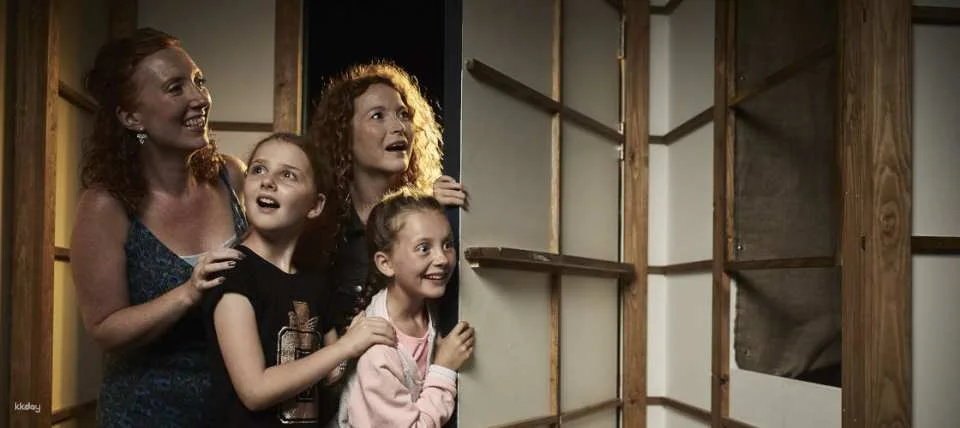 Escape room experience in Escape Hunt Sydney