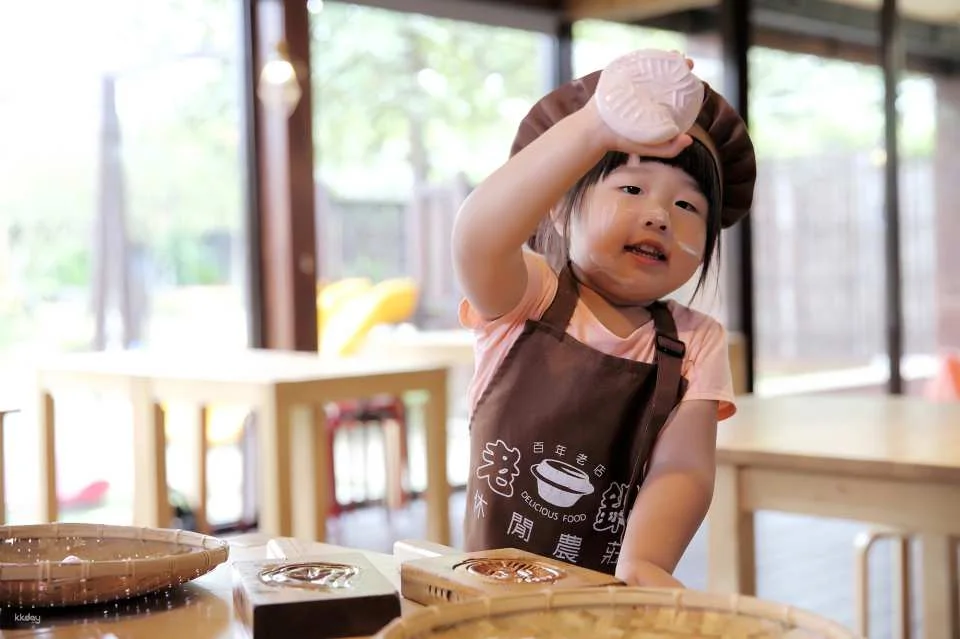 Old Pot Farm in Hsinchu, Taiwan – Rice Culture Family Workshop Hands-On Learning Experience