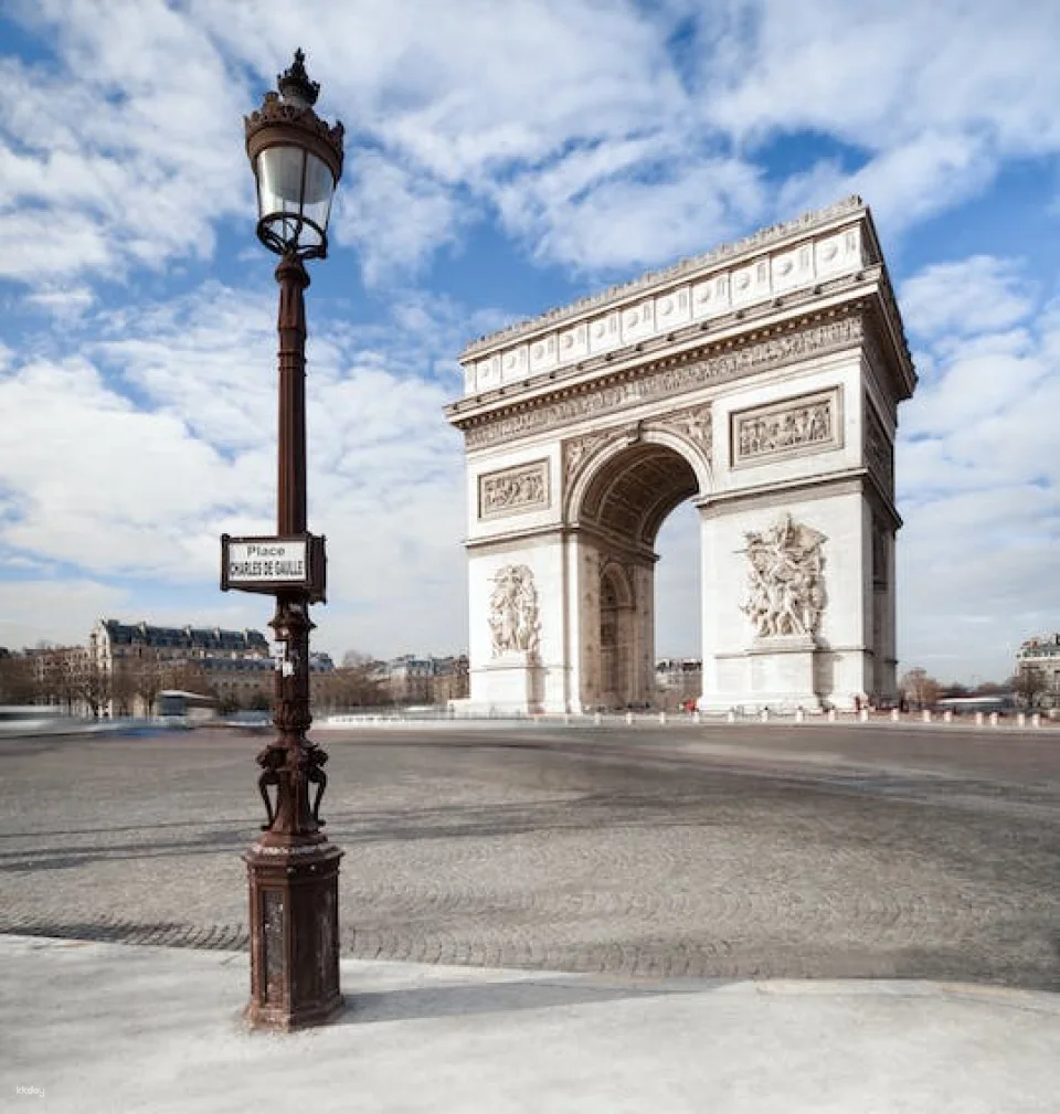 Entrance Tickets to the Arc de Triomphe's Rooftop