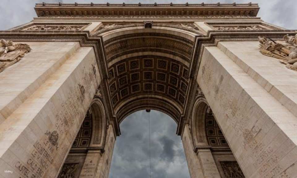 Entrance tickets to the Arc de Triomphe's rooftop