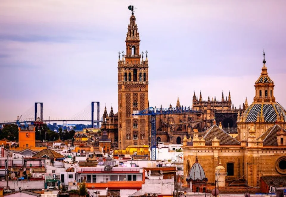 Alcázar and Cathedral of Seville skip-the-lines tickets and guided visit