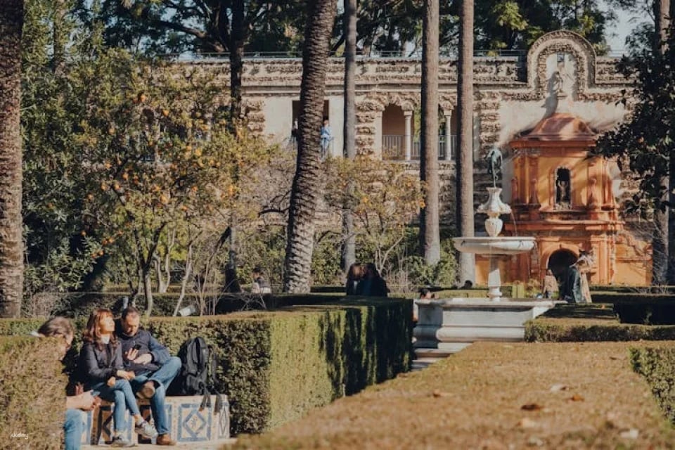 Alcázar and Cathedral of Seville skip-the-lines tickets and guided visit