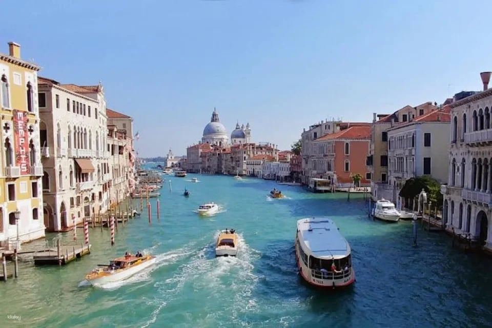 Traditional gondola ride on Venice’s Grand Canal