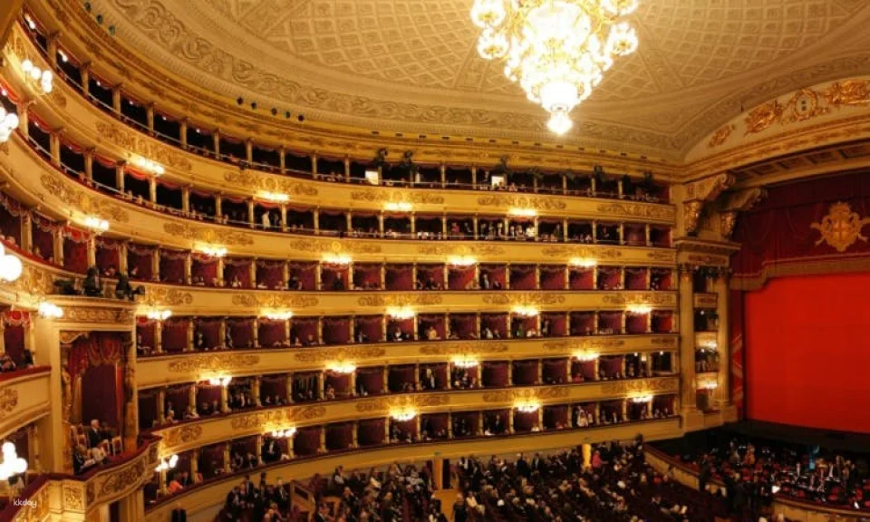 La Scala Opera House and Museum tour