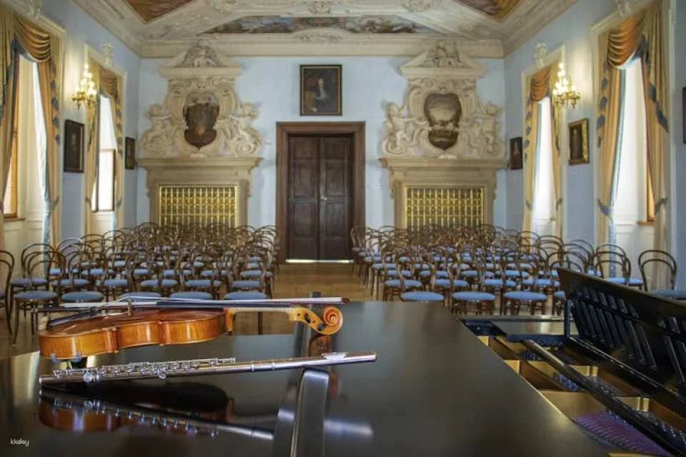 Lobkowicz Palace ticket and midday concert