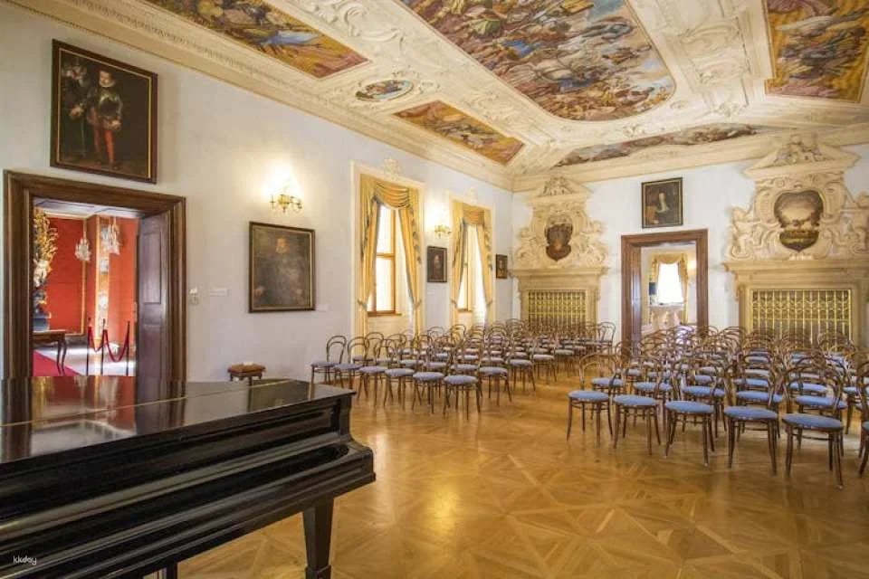 Lobkowicz Palace ticket and midday concert