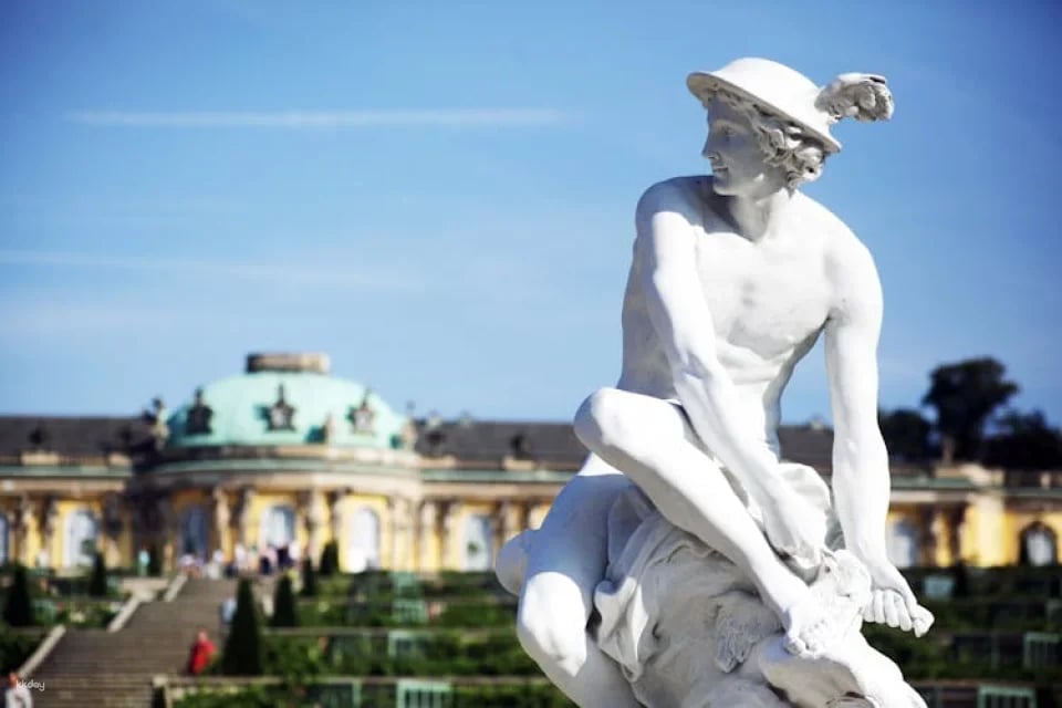 4-hour Potsdam guided tour from Berlin