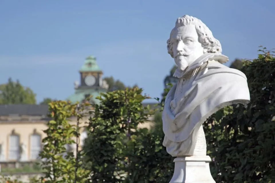 4-hour Potsdam guided tour from Berlin