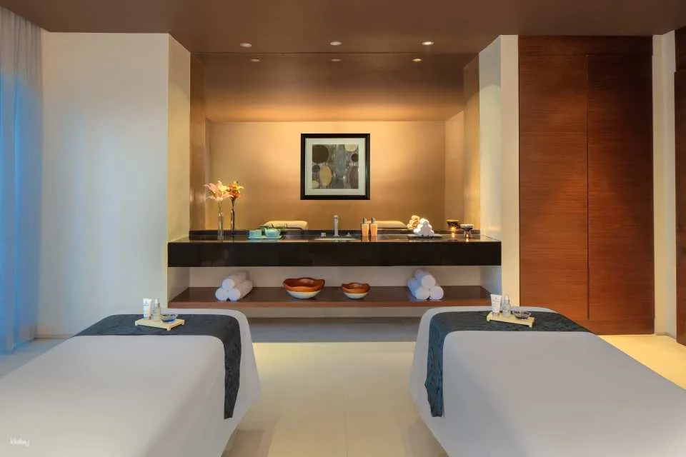Spa Massage Experience in Cebu Radisson Blu with Optional Transfers | Philippines
