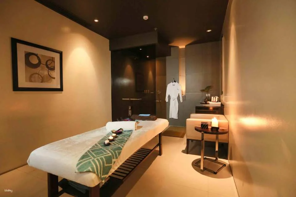 Spa Massage Experience in Cebu Radisson Blu with Optional Transfers | Philippines