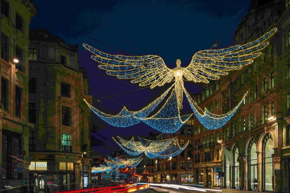 Christmas & New Year's Eve Sightseeing Night Tour | London