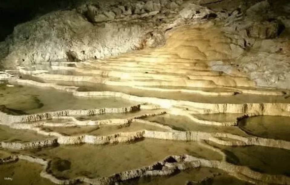 Akiyoshido Stalactite Cave Tour | Yamaguchi