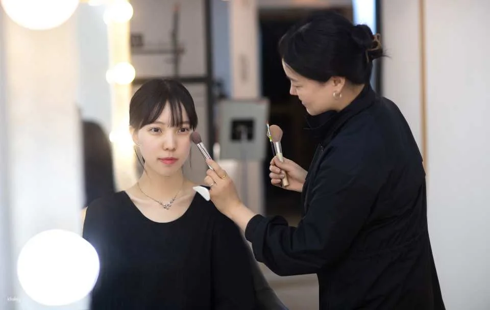 Seoul, South Korea | Professional Photography for ID Photos, Personal Branding Portraits, and Personal Color Diagnosis | Uri Dongnae Photo Studio (Jongno Branch)