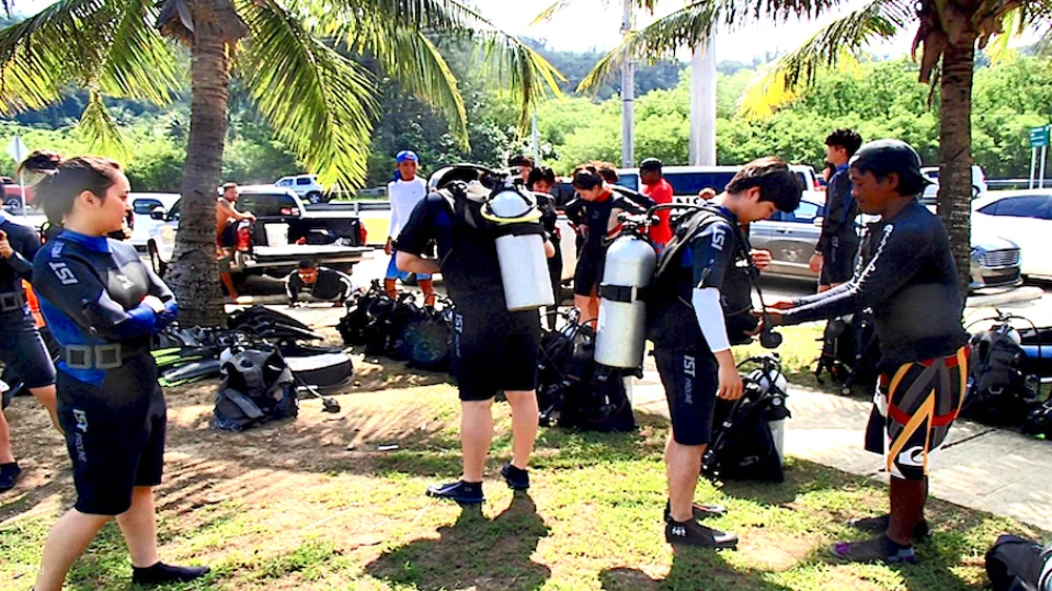 Guam Korean Instructor Experience Scuba Diving
