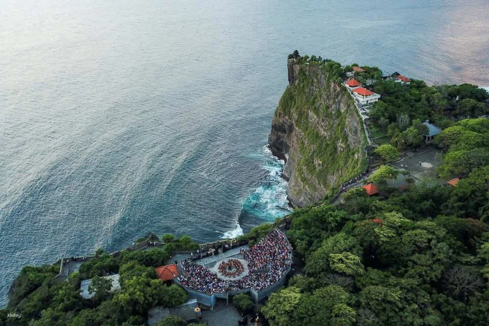 Uluwatu Kecak & Fire Dance Show in Bali | Indonesia