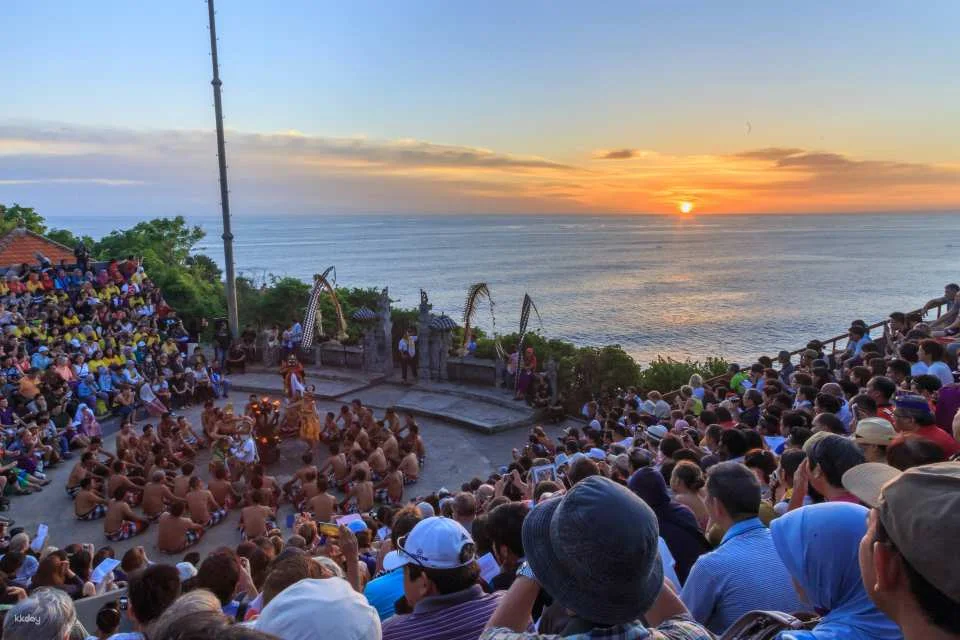 Uluwatu Kecak & Fire Dance Show in Bali | Indonesia