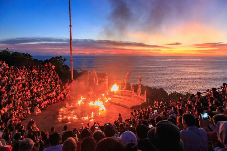 Uluwatu Kecak & Fire Dance Show in Bali | Indonesia