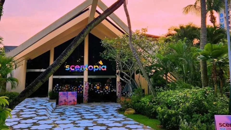 Scentopia Perfume Making Workshop Experience in Sentosa | Singapore
