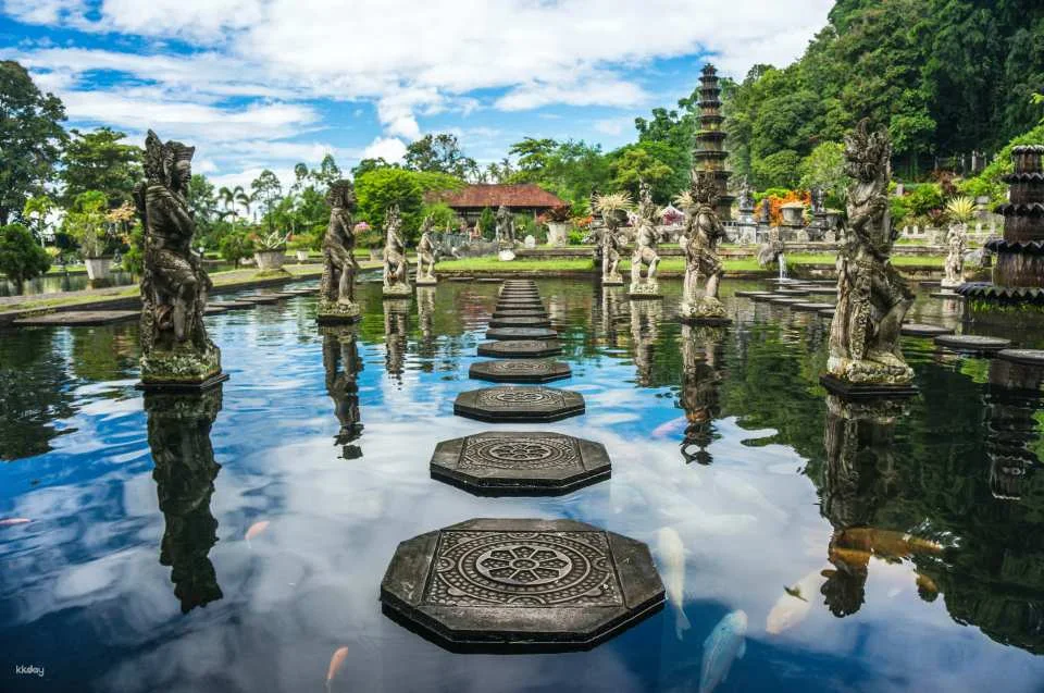 Bali Instagram Tour with Lunch | Gates of Heaven, Tirta Gangga, Mount Agung Views, Jungle Swing & More