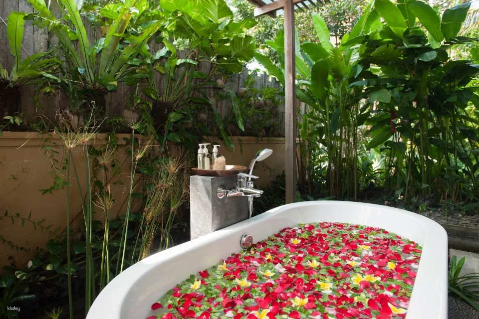 Pandan Wangi Spa Experience by Komaneka Monkey Forest + Pool Pass | Bali