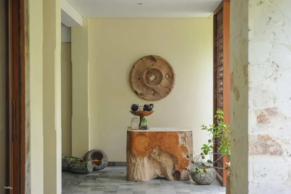 Segara Wangi Spa Experience with Pool Pass at Komaneka Keramas | Bali