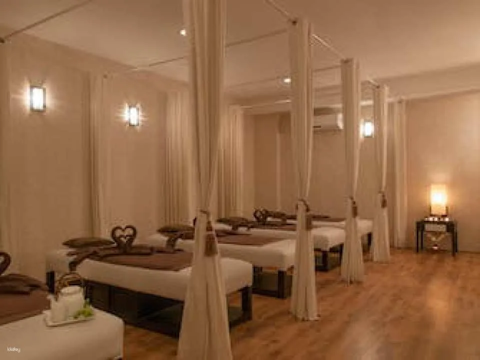 The Tides Hotel Boracay: Fitness & Wellness Package (Gym Access & Traditional Filipino Massage) | Philippines