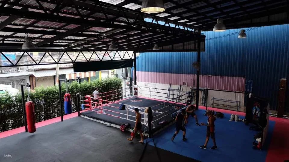Muay Thai Class at Rithirit (Jitti) Gym Muay Thai Academy Bangkok | Thailand