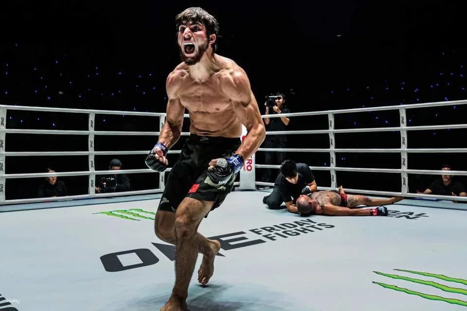 ONE Lumpinee x ONE Championship Muay Thai Friday Night Ticket | Thailand