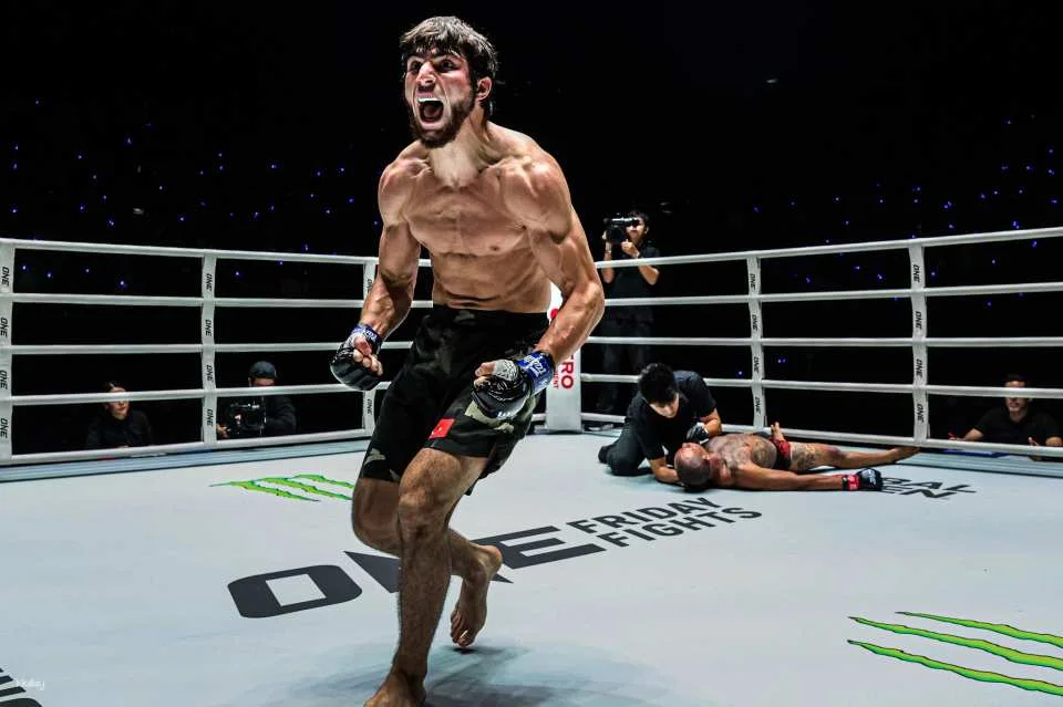 ONE Lumpinee x ONE Championship Muay Thai Friday Night Ticket | Thailand