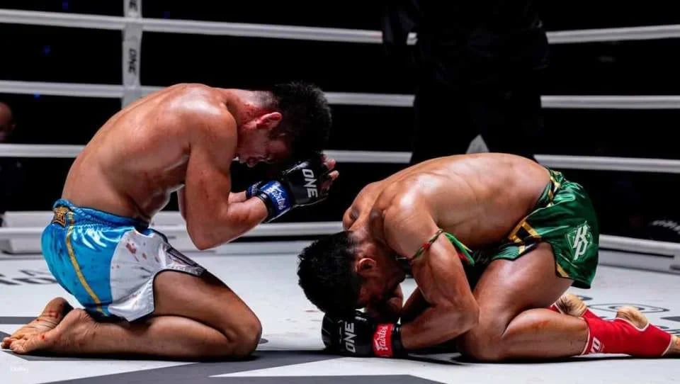 ONE Lumpinee x ONE Championship Muay Thai Friday Night Ticket | Thailand