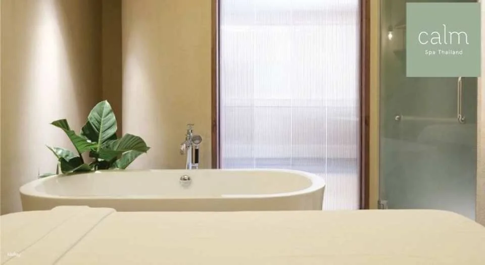 Calm in the City (Phloen Chit) Spa Experience | Bangkok