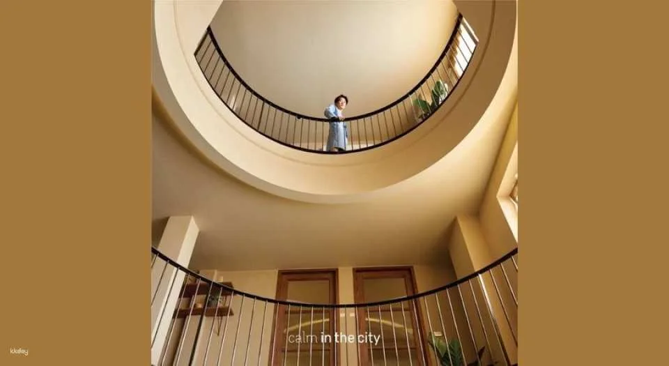 Calm in the City (Phloen Chit) Spa Experience | Bangkok