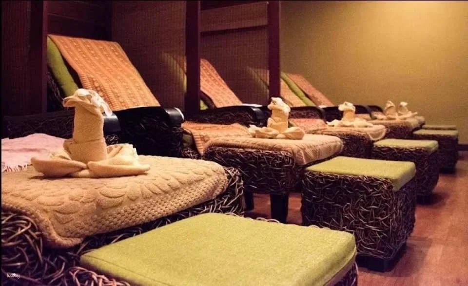 Bangkok Laks Thai Massage at Sukhumvit 77 ( 抓龍筋) | Thailand