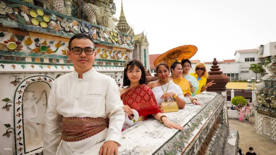 Thai Costume Experience with Photo Tour at Wat Arun in Bangkok | Thailand